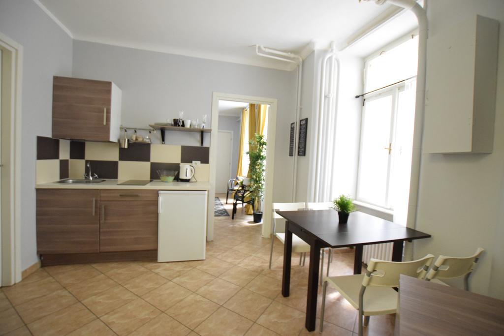 Budget Apartment By Hi5 - Revai Koz Budapest Ngoại thất bức ảnh