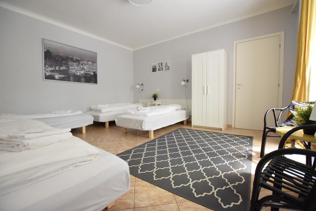 Budget Apartment By Hi5 - Revai Koz Budapest Ngoại thất bức ảnh