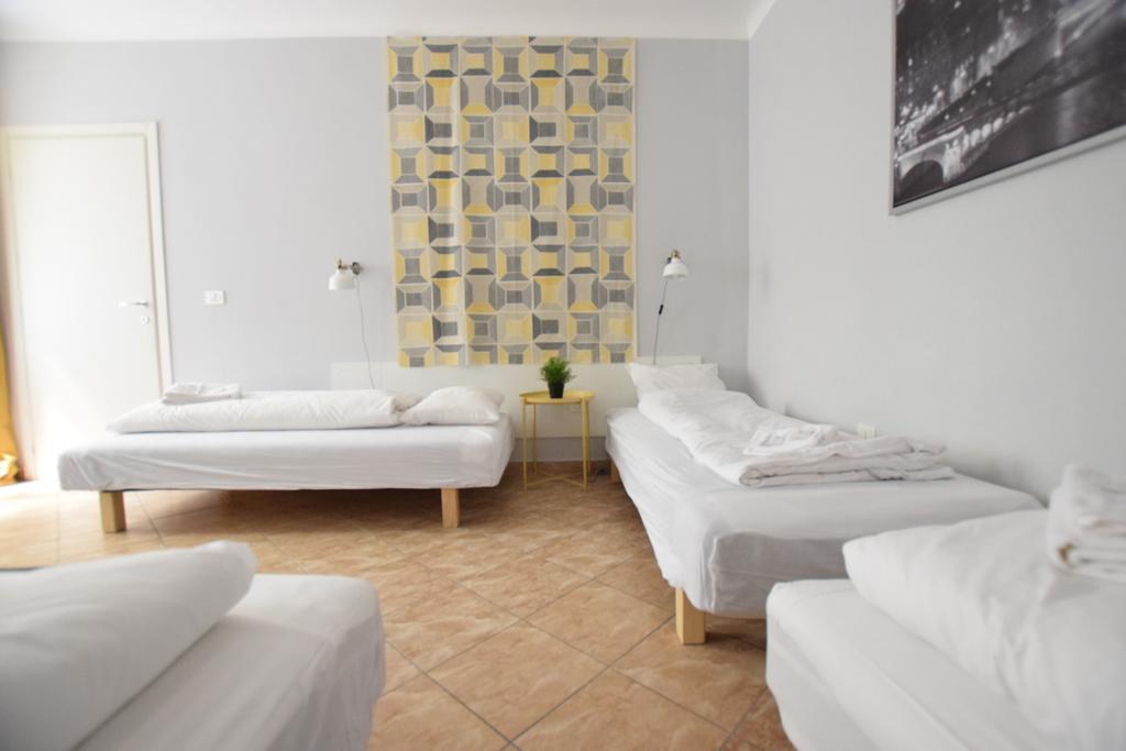 Budget Apartment By Hi5 - Revai Koz Budapest Ngoại thất bức ảnh