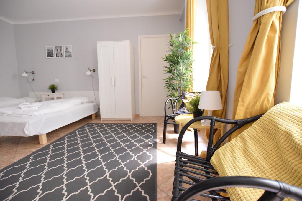 Budget Apartment By Hi5 - Revai Koz Budapest Ngoại thất bức ảnh