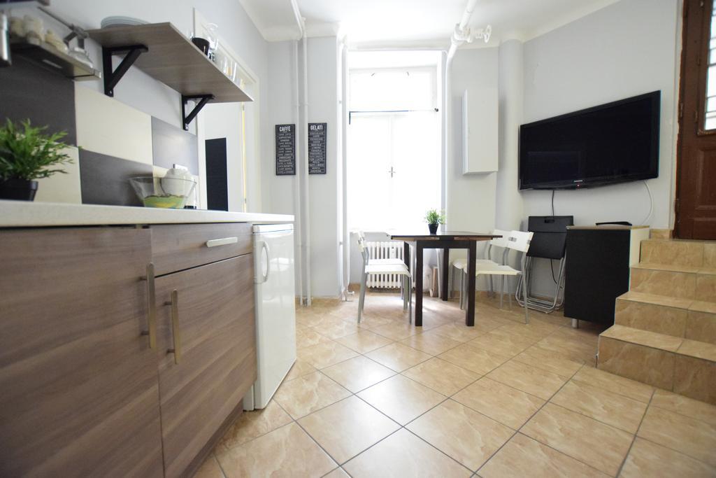 Budget Apartment By Hi5 - Revai Koz Budapest Ngoại thất bức ảnh