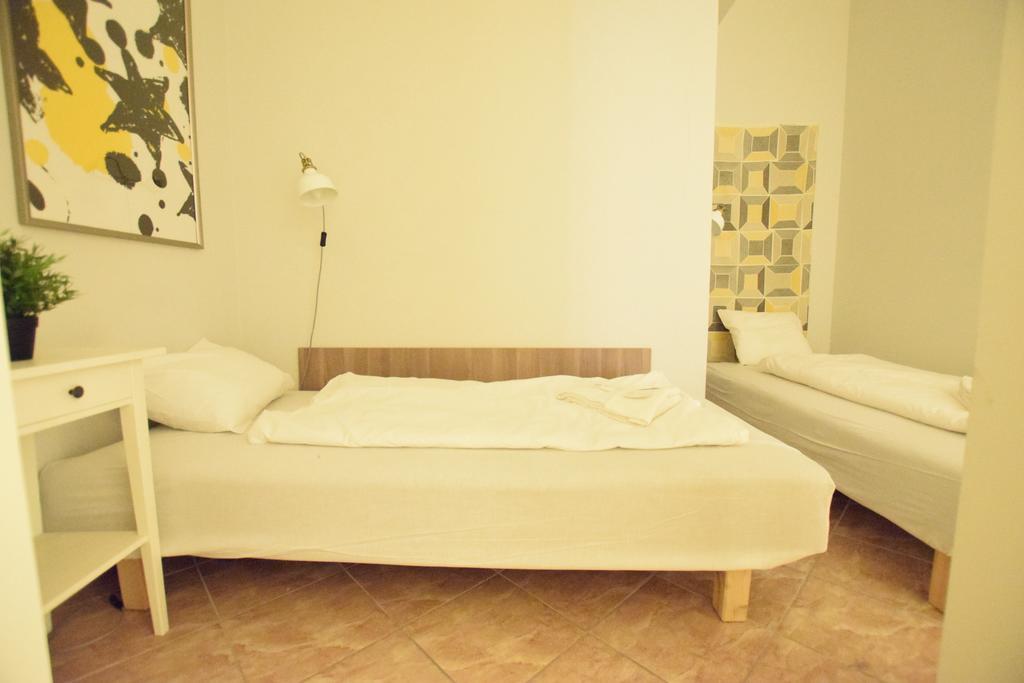 Budget Apartment By Hi5 - Revai Koz Budapest Ngoại thất bức ảnh